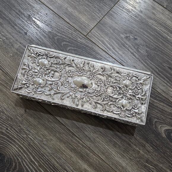 Vintage Ornate Silver-plated Jewelry Box Red Velvet Interior 9 x 4 x 2 Hong Kong - Picture 2 of 12